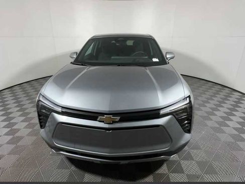 New 2026 Chevrolet Blazer EV LT image 13