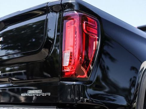 Used 2021 GMC Sierra 1500 Denali w/ Driver Alert Package II AWD/4WD image 23