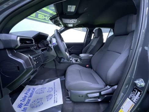 Used 2026 Toyota 4Runner SR5 image 17