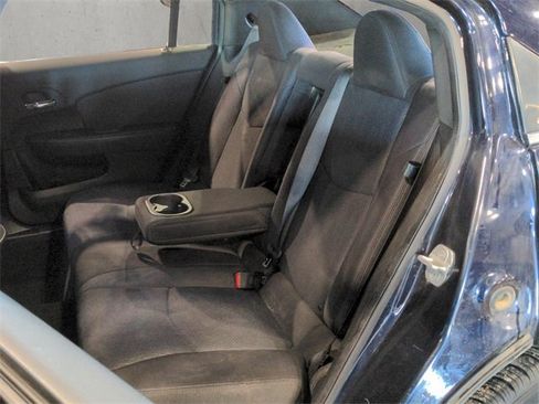 Used 2012 Chrysler 200 Touring image 27