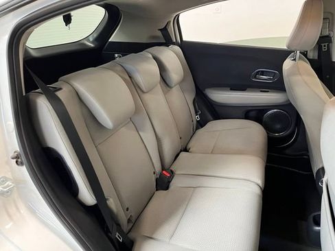 Used 2022 Honda HR-V EX image 14