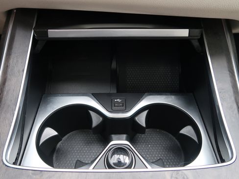 Used 2020 BMW X7 xDrive40i w/ Premium Package AWD/4WD image 23