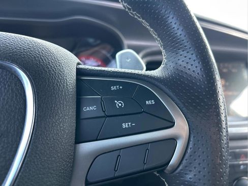 Used 2015 Dodge Charger SRT Hellcat w/ Harman/Kardon Audio Group image 17