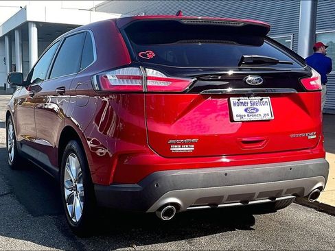 Used 2020 Ford Edge Titanium w/ Equipment Group 301A FWD image 3