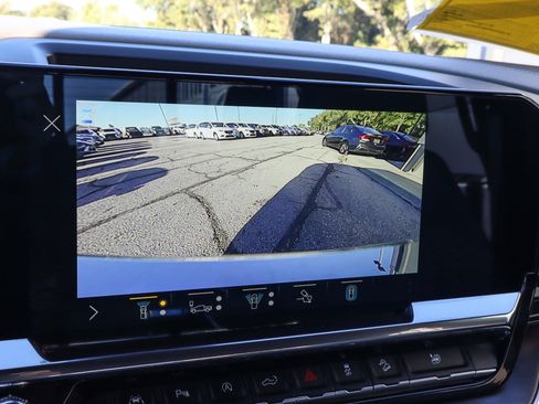 Used 2022 GMC Sierra 1500 SLT w/ SLT Premium Plus Package image 31