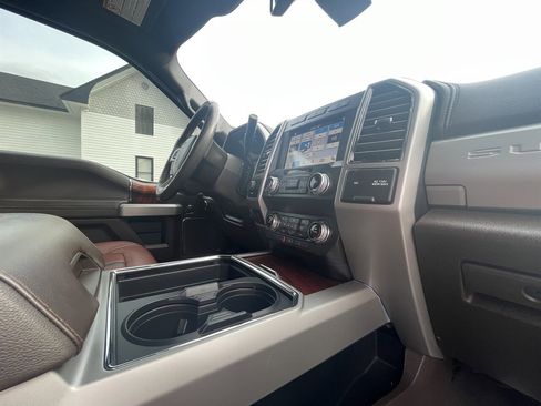 Used 2019 Ford F250 King Ranch w/ King Ranch Ultimate Package image 32