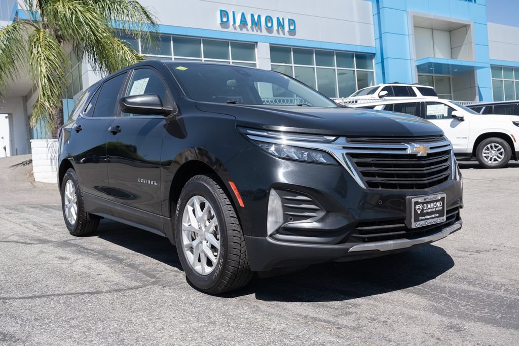 Used 2024 Chevrolet Equinox LT FWD image 1