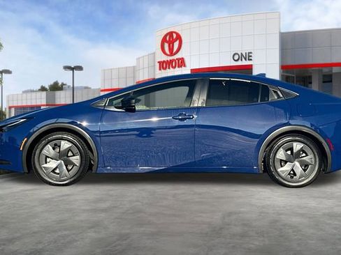 Certified 2024 Toyota Prius Prime SE image 10