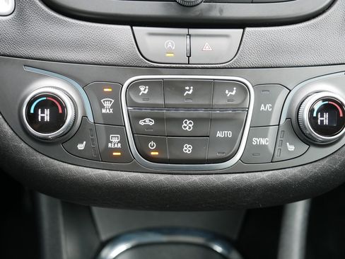 Used 2024 Chevrolet Malibu LT image 23