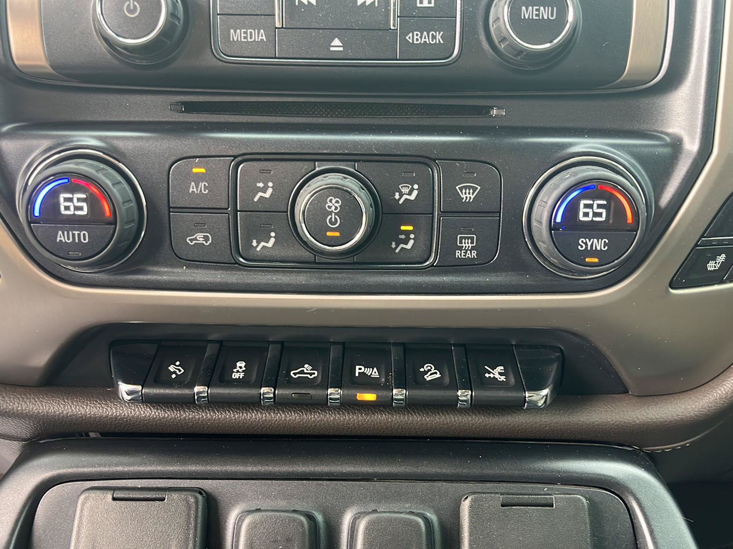 Used 2016 GMC Sierra 1500 Denali AWD/4WD image 17