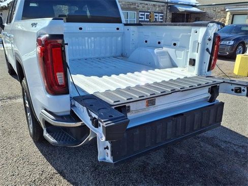 Used 2025 GMC Sierra 1500 SLT image 20