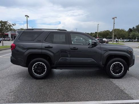 Certified 2025 Toyota 4Runner TRD Off-Road Premium AWD/4WD image 3