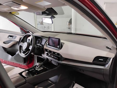 Used 2023 Nissan Rogue SV FWD image 72