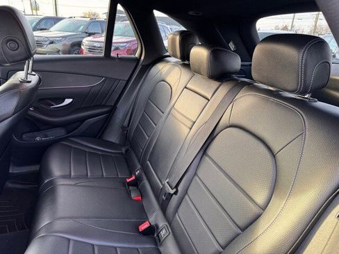 Used 2022 Mercedes-Benz GLC 300 4MATIC image 17