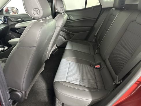 Certified 2024 Chevrolet Trax LT w/ Driver Confidence Package FWD image 25