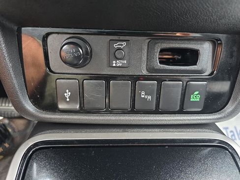 Used 2020 Mitsubishi Outlander SEL FWD image 23