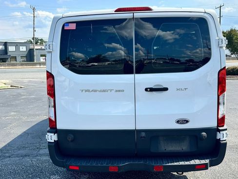 Used 2019 Ford Transit 350 XLT RWD image 4