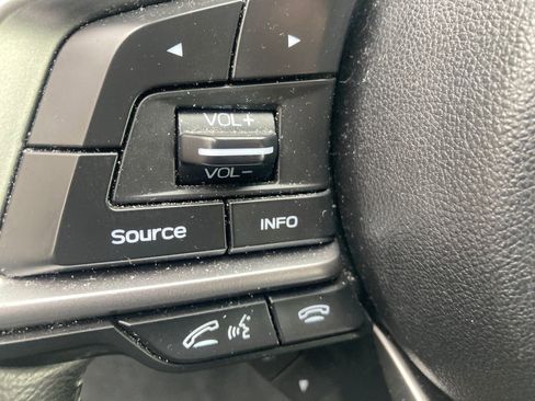 Used 2023 Subaru Forester Premium AWD/4WD image 37