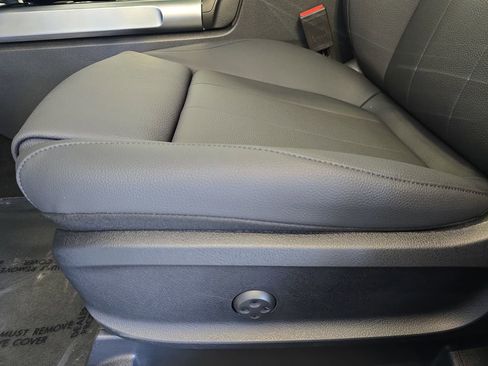 New 2026 Mercedes-Benz GLB 250 GLB 250 image 29