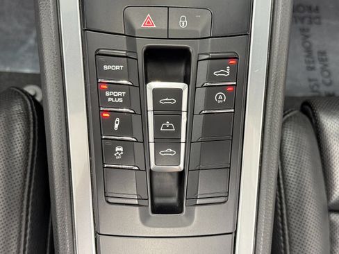 Used 2015 Porsche 911 Carrera 4S AWD/4WD image 29