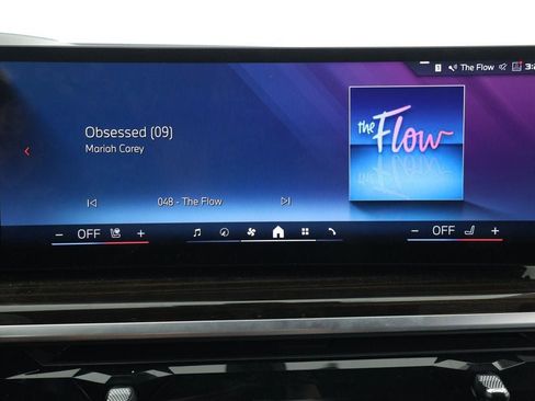 Used 2025 BMW X7 M60i image 15