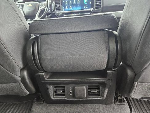 Used 2022 Chevrolet Silverado 1500 LTZ w/ LTZ Premium Package image 31