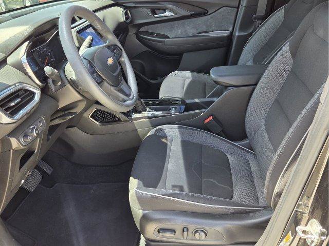Used 2021 Chevrolet TrailBlazer LT w/ Convenience Package FWD image 10