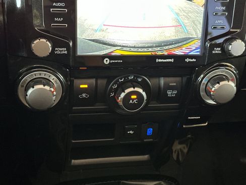 Used 2022 Toyota 4Runner TRD Off-Road Premium w/ Moonroof Package AWD/4WD image 28