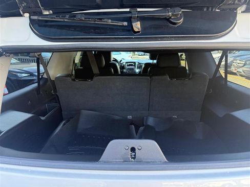 Used 2019 Chevrolet Suburban LT image 55