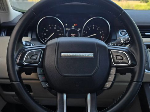 Used 2018 Land Rover Range Rover Evoque SE Premium AWD/4WD image 26