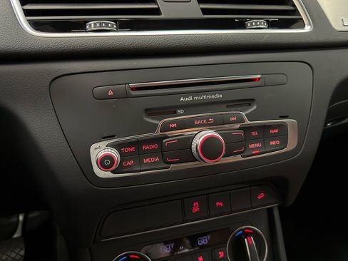 Used 2018 Audi Q3 2.0T Premium image 24