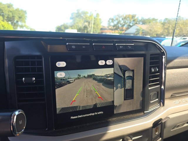 Used 2024 Ford F250 XLT w/ Black Appearance Package AWD/4WD image 18