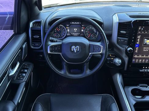 Used 2019 RAM 1500 Laramie AWD/4WD image 13