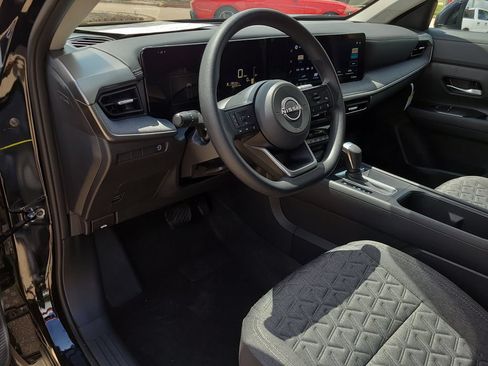 Certified 2026 Nissan Kicks SV FWD image 15