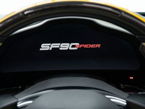 Used 2022 Ferrari SF90 Spider AWD/4WD image 32