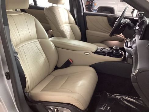Used 2021 Lexus LS 500 AWD w/ Interior Upgrade Package image 18