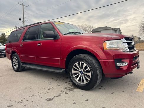 Used 2016 Ford Expedition EL XLT w/ Equipment Group 202A image 3
