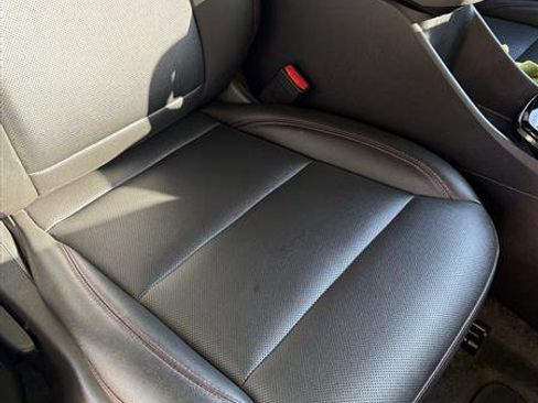 Used 2024 Chevrolet Trax RS w/ Sunroof Package image 12