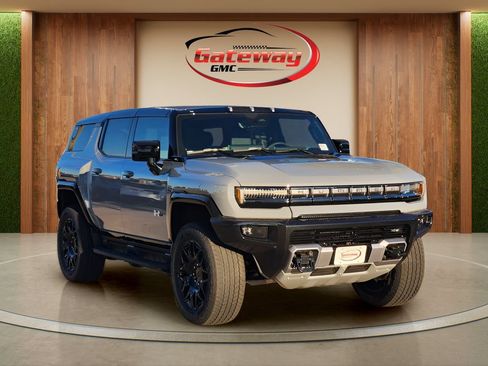 New 2026 GMC Hummer EV SUV AWD/4WD image 2