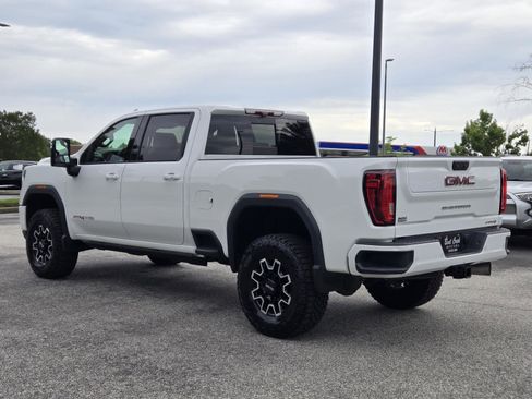 Used 2021 GMC Sierra 2500 AT4 w/ AT4 Premium Plus Package AWD/4WD image 12