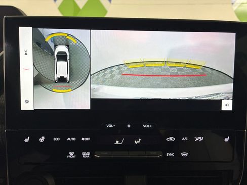 Used 2023 Subaru Solterra AWD image 24