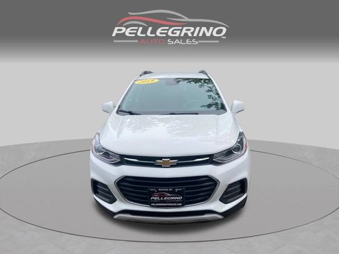 Used 2019 Chevrolet Trax LT w/ LT Convenience Package AWD/4WD image 9