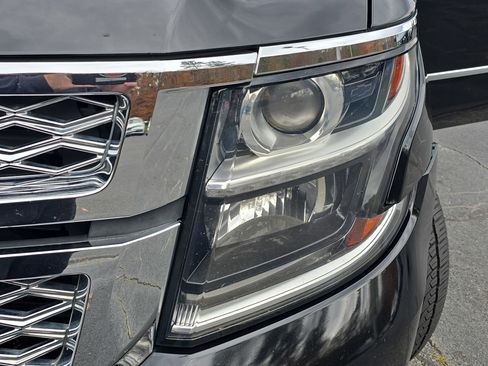 Used 2017 Chevrolet Tahoe LT w/ LT Signature Package image 30