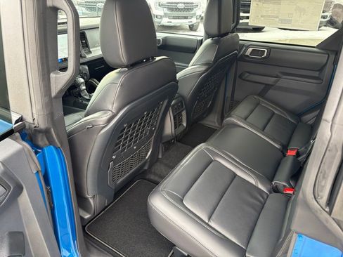 New 2025 Ford Bronco Badlands AWD/4WD image 18
