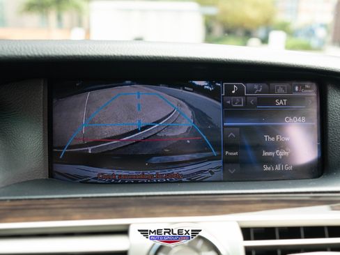 Used 2013 Lexus LS 460 AWD image 30