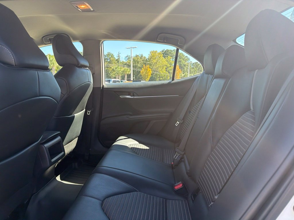 Used 2024 Toyota Camry SE FWD image 17