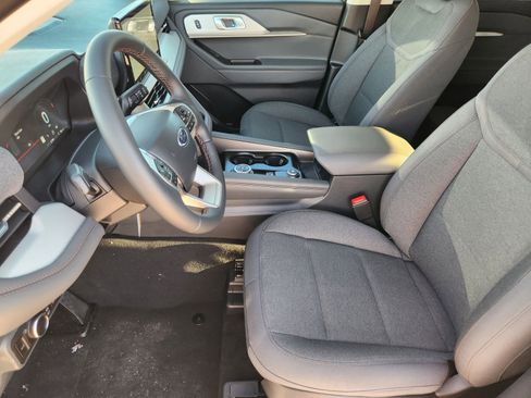 New 2026 Ford Explorer Active image 13