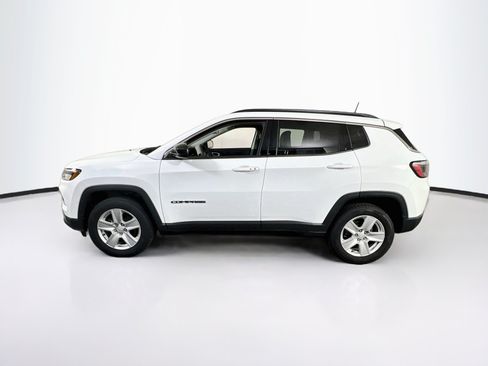 Used 2022 Jeep Compass Latitude AWD/4WD image 8