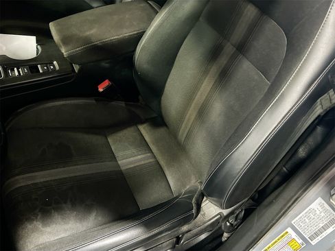 Used 2023 Honda Civic Sport image 19