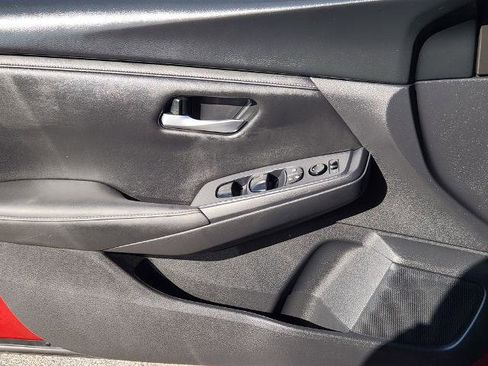 Certified 2024 Nissan Sentra SV FWD image 16